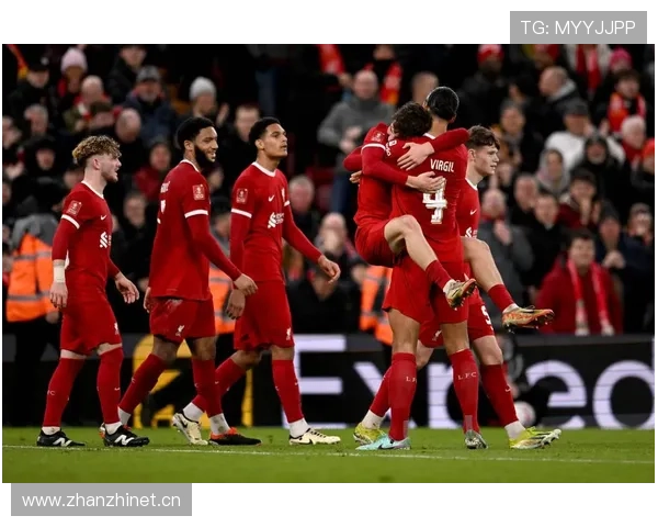 帕利尼亚对阵利物浦高节奏冲击下的拦截表现分析