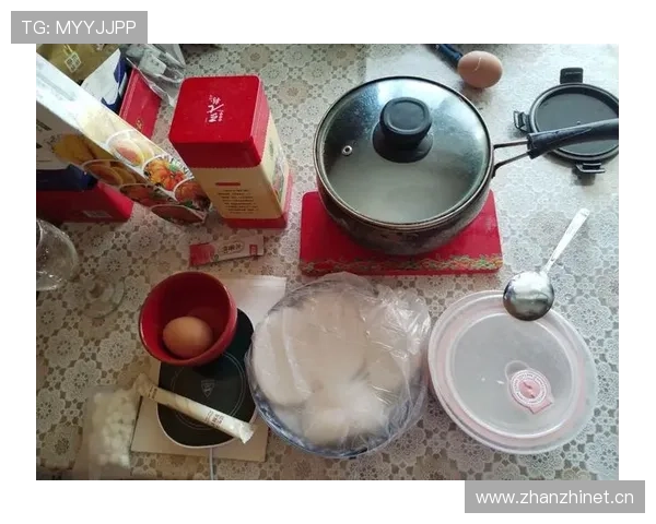 李盈莹家冰箱里塞满蛋白粉，连饮料都是无糖的